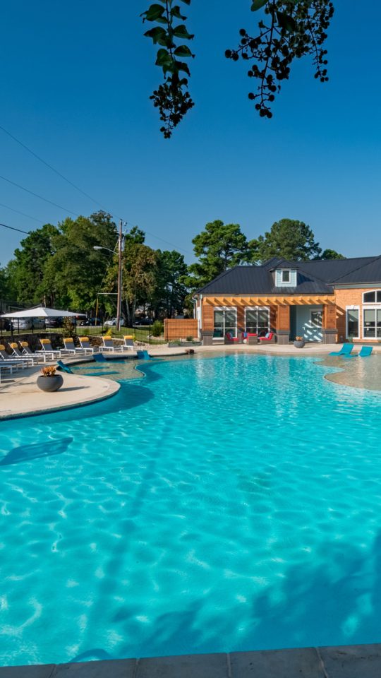 The Foundry apartments for rent in Tyler, TX is the best option for off-campus housing. Located steps from the UT Tyler campus and closely located to Texas College and Tyler Junior College, The Foundry has all the convenience of off-campus housing.