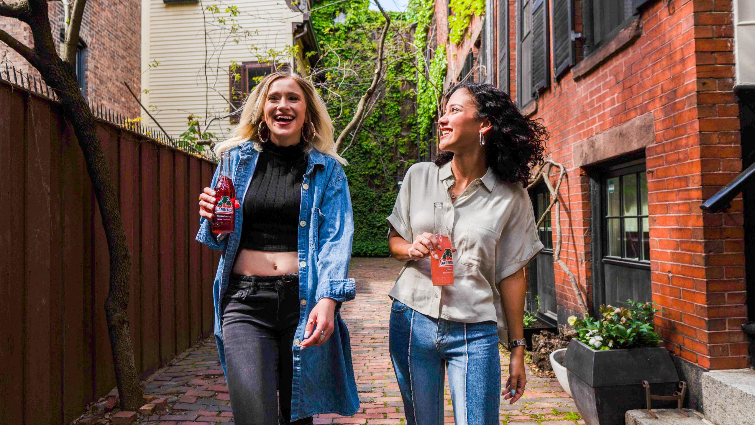 Overall, the student housing scene in Tyler, TX offers an affordable and vibrant community for students looking to explore the city's unique culture and community. Whether you're interested in outdoor recreation, cultural events, or just enjoying good food and entertainment, Tyler, TX has something to offer everyone.